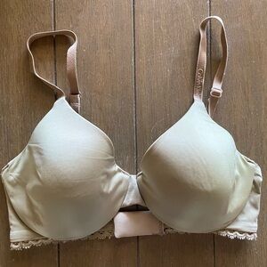 Calvin Klein T-shirt bra, size 30D